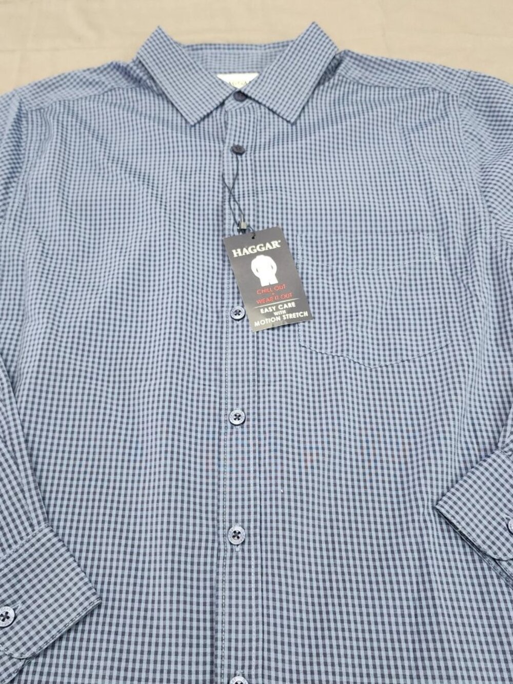 Haggar Mens S Blue Gingham Button Up Shirt Long Sleeve Moisture Wicking Stretch